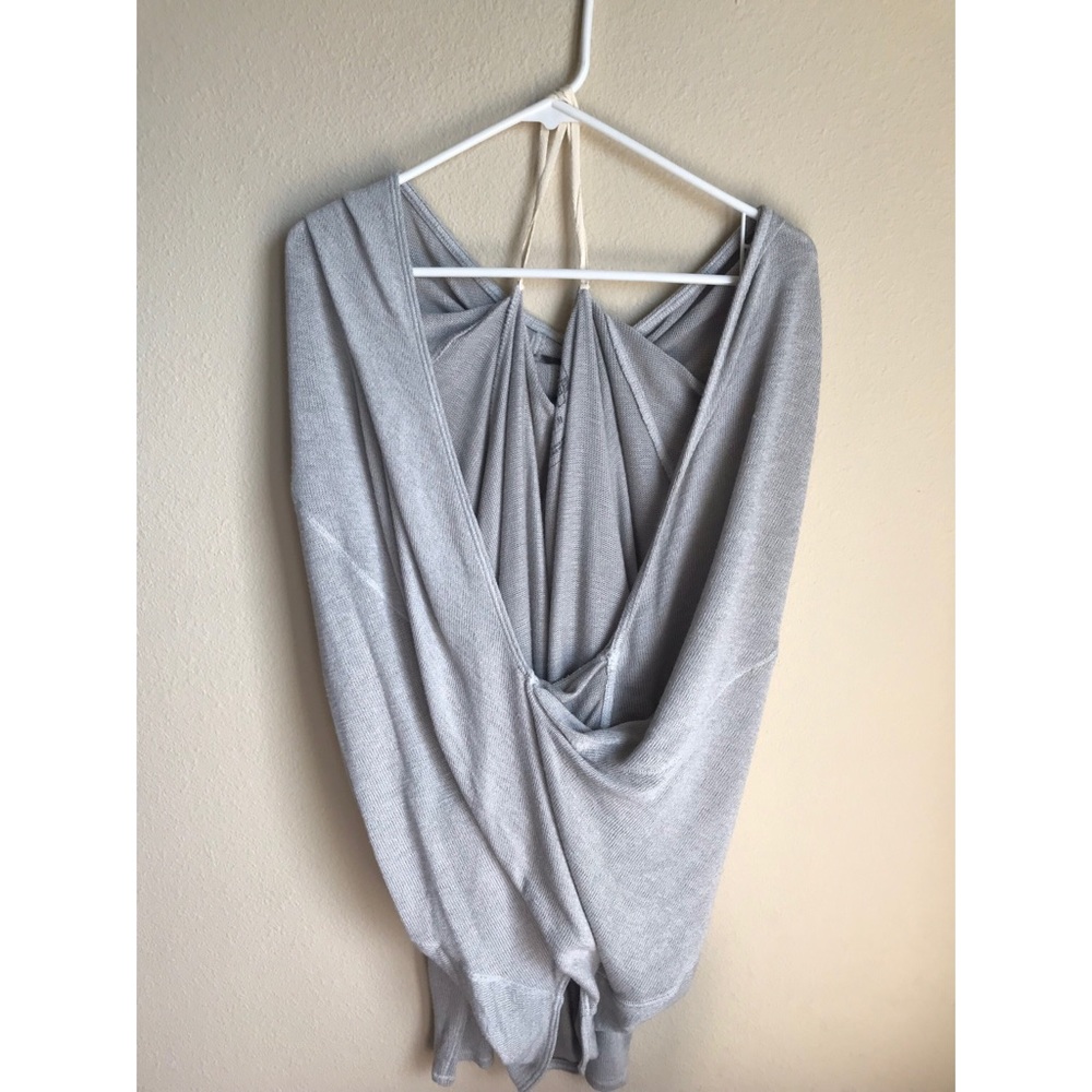 WE THE FREE SURPLICE LIGHTWEIGHT HOODIE